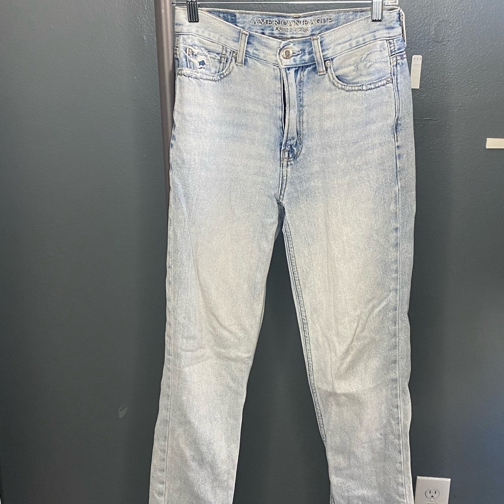American Eagle Mom Jeans